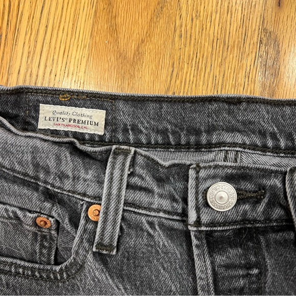 Levi 501 - Picture 3 of 4